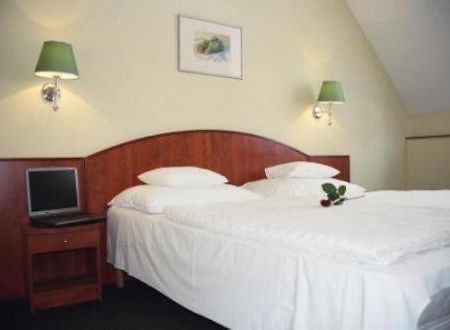 Gottwald Hotel Tatabanya Ruang foto